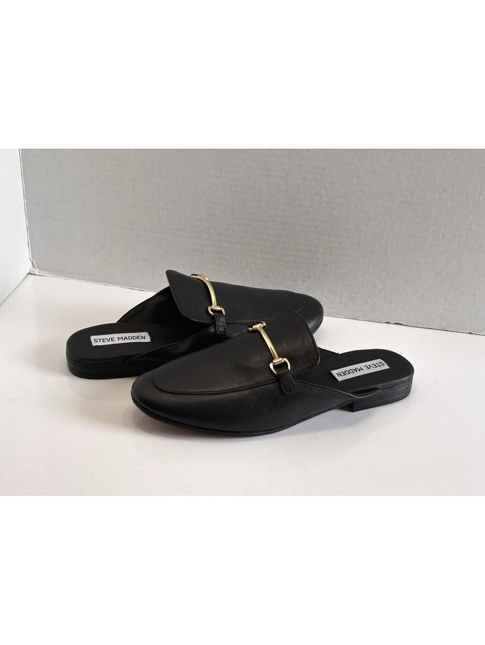 Steve Madden Galilea Mules Black Leather Gold Hardware Women's Size 6M Comfort